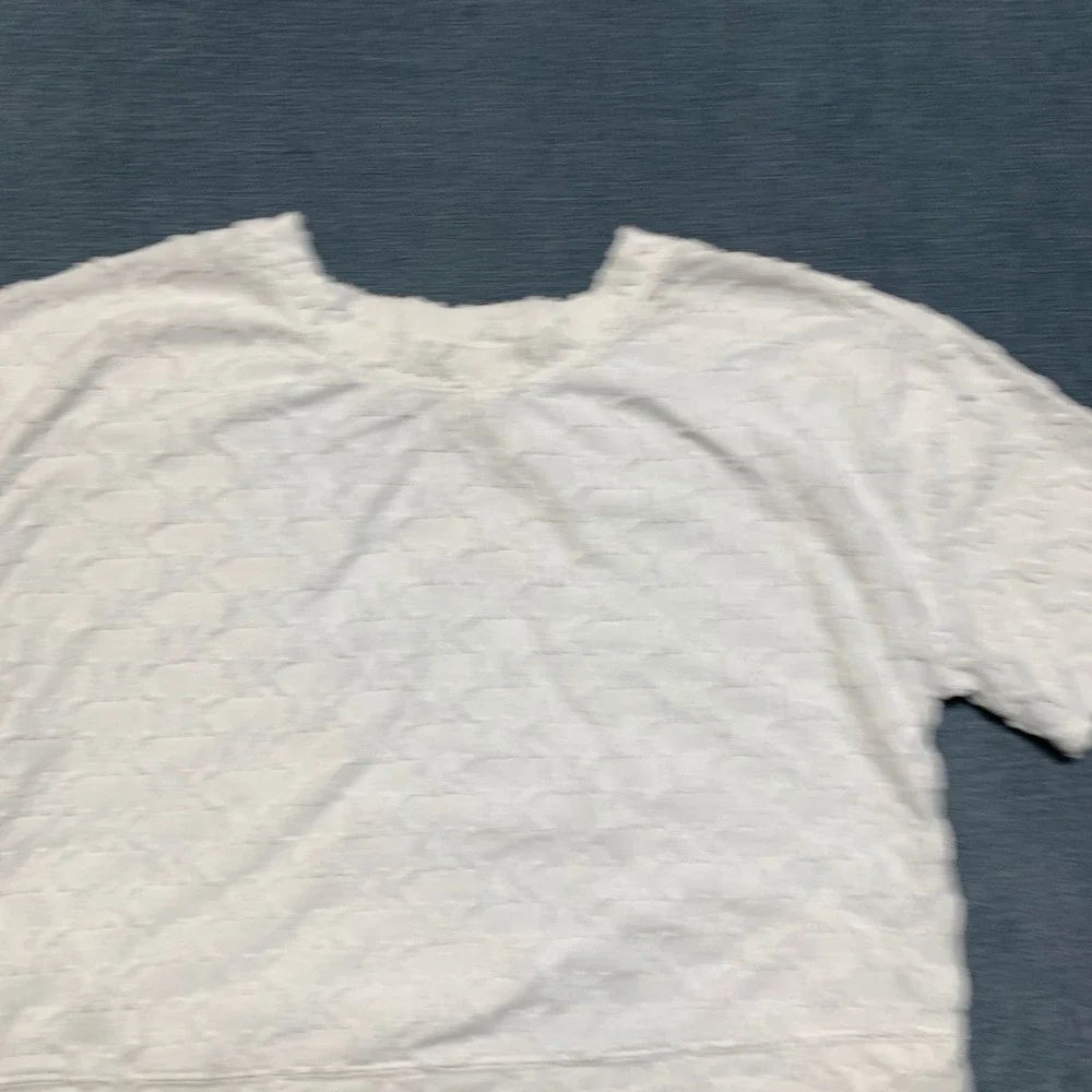Michael Kors Cropped Top Womens XS White All Over Textured MK Logo Everyday Wear
